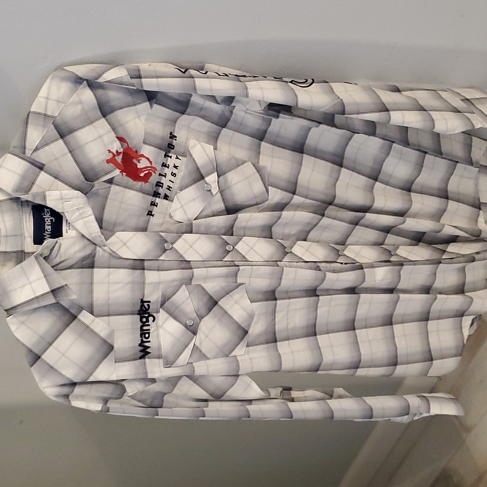 Wrangler shirt